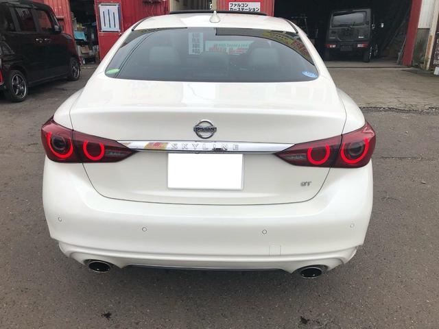 スカイライン ハイブリッド　ＧＴ　タイプＰ　クリアランスソナー　アルミホイール　ＬＥＤヘッドランプ　ＡＴ　盗難防止システム　衝突安全ボディ　ＡＢＳ　ＥＳＣ　エアコン　パワーステアリング　パワーウィンドウ　パイロット２　サンルーフ（9枚目）
