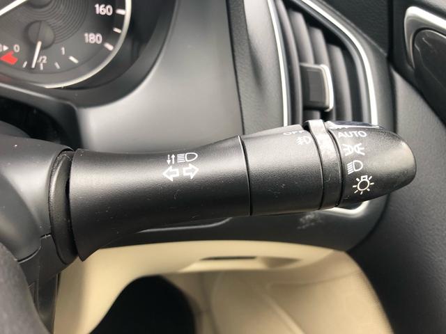 スカイライン ハイブリッド　ＧＴ　タイプＰ　クリアランスソナー　アルミホイール　ＬＥＤヘッドランプ　ＡＴ　盗難防止システム　衝突安全ボディ　ＡＢＳ　ＥＳＣ　エアコン　パワーステアリング　パワーウィンドウ　パイロット２　サンルーフ（24枚目）