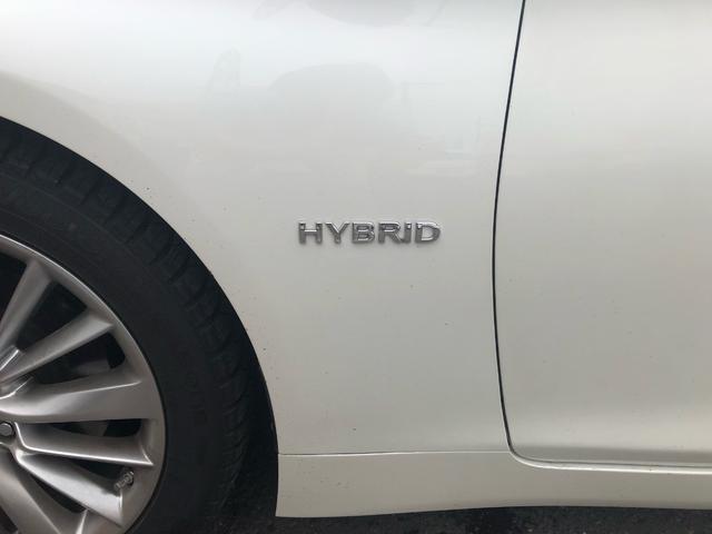 スカイライン ハイブリッド　ＧＴ　タイプＰ　クリアランスソナー　アルミホイール　ＬＥＤヘッドランプ　ＡＴ　盗難防止システム　衝突安全ボディ　ＡＢＳ　ＥＳＣ　エアコン　パワーステアリング　パワーウィンドウ　パイロット２　サンルーフ（72枚目）