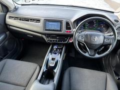 毎回座るフロントシート。運転席は必ず使用する部分ですので、座り心地が重要です！ 2