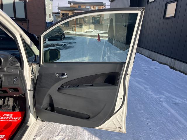 ムーヴ カスタム　ＸスマートセレクションＳＮ　４ＷＤ　Ｂカメラ　アイドリングストップ　衝突安全ボディ　ＬＥＤヘッドランプ　オートエアコン　盗難防止装置　ナビ　ＡＢＳ　寒冷地仕様　助手席エアバッグ　Ｓキー　ベンチシート　パワーウィンドウ　エアバック（31枚目）