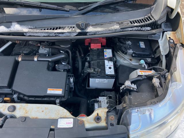 フレアカスタムスタイル ＸＳ　４ＷＤ　修復歴無し　本州仕入れ　シートヒーター　盗難防止装置　電格ミラー　ベンチシート　キーフリーシステム　オートエアコン　スマートキー　エアロ付　エアバック　パワーウィンドウ　パワーステアリング（6枚目）