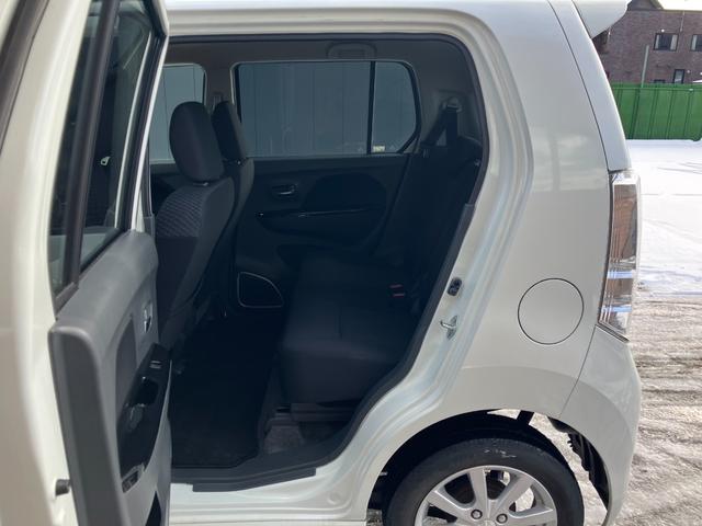 フレアカスタムスタイル ＸＳ　４ＷＤ　修復歴無し　本州仕入れ　シートヒーター　盗難防止装置　電格ミラー　ベンチシート　キーフリーシステム　オートエアコン　スマートキー　エアロ付　エアバック　パワーウィンドウ　パワーステアリング（16枚目）