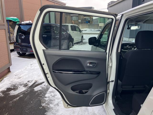 フレアカスタムスタイル ＸＳ　４ＷＤ　修復歴無し　本州仕入れ　シートヒーター　盗難防止装置　電格ミラー　ベンチシート　キーフリーシステム　オートエアコン　スマートキー　エアロ付　エアバック　パワーウィンドウ　パワーステアリング（24枚目）