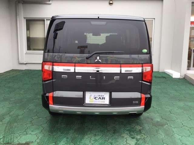 P クリーンディーゼル車 運転席パワーシート 助手席側電動サイドステップ 禁煙車 7人乗りウォークスルー(5枚目)