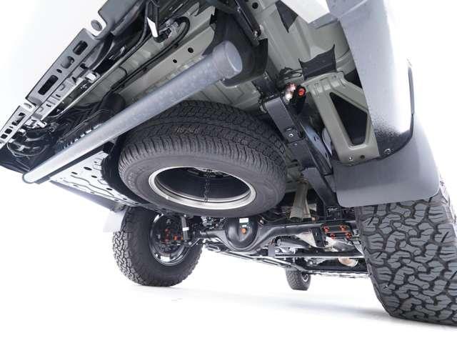 トライトン GSR BFグッドリッチタイヤ RAYSホイール クロスロードバンパーガード 純正9インチスマホ連携ナビ ETC マルチアラウンドモニター 純正ホイールアーチモール 社外マフラー(22枚目)