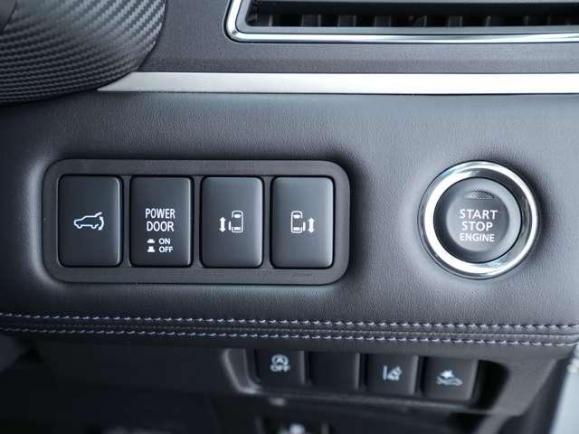 デリカＤ：５ Ｐ　純正１０．１型ナビ　バックカメラ　ドライブレコーダー　ＥＴＣ　電動シート　電動リアゲート　両側電動スライドドア　シートヒーター　ＡＣ１００Ｖ電源（12枚目）