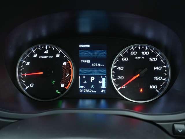 エクリプスクロス ブラックエディション 純正スマホ連携8インチナビ マルチアラウンドモニター 電動サンルーフ&ルーフレール 電動リアゲート ヘッドアップディスプレイ(14枚目)