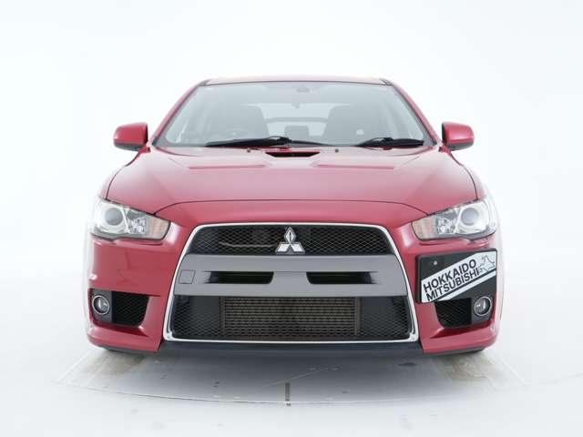 ランサー ＧＳＲエボリューションＸ　フロントグリルメッキモール　バンパー中央部グレー塗装　グリルラスシルバー塗装　フロントフォグランプ　夏冬タイヤセット　ナビ　ドライブレコーダー　ＥＴＣ　エンジンスターター（4枚目）