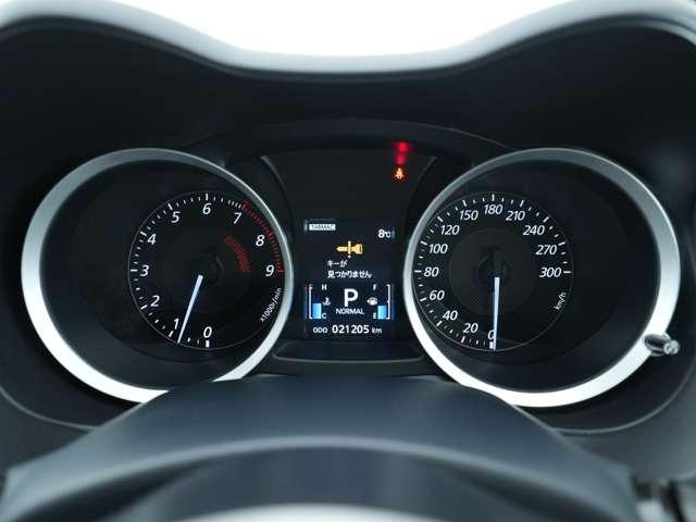 ランサー ＧＳＲエボリューションＸ　フロントグリルメッキモール　バンパー中央部グレー塗装　グリルラスシルバー塗装　フロントフォグランプ　夏冬タイヤセット　ナビ　ドライブレコーダー　ＥＴＣ　エンジンスターター（14枚目）