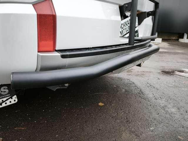 デリカＤ：５ Ｐ　ＪＡＯＳ製（ルーフラック・リヤラダー・ＬＥＤライト付グリル・サイドステップ・ルーフスポイラー・スキッドバー）　Ｄ：５専用１１型ナビ　ＥＴＣ　ドライブレコーダー　ＢＦグッドリッチオールテレーンタイヤ（9枚目）