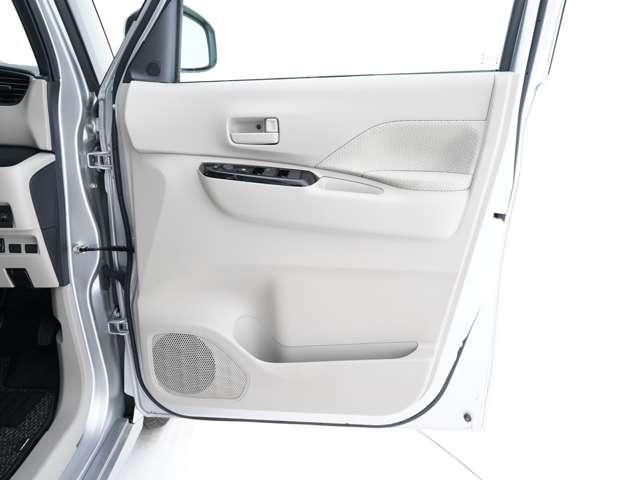 ｅＫスペース Ｇ　ＣＤオーディオ　純正エンジンスターター　助手席側電動スライドドア　シートヒーター　ベンチシート（32枚目）