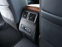 後席にも3段階のシートヒーターが備わっております!暖房を控えてシートヒーターを使用することで、駆動用電力の節約にもなります!