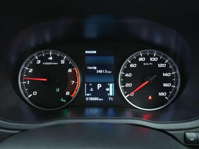 エクリプスクロス ブラックエディション 純正8インチスマホ連携ナビ マルチアラウンドモニター 純正ブラックアルミ ヘッドアップディスプレイ サンルーフ ルーフレール(13枚目)