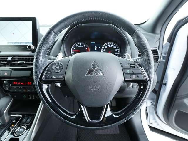 エクリプスクロス ブラックエディション 純正8インチスマホ連携ナビ マルチアラウンドモニター 純正ブラックアルミ ヘッドアップディスプレイ サンルーフ ルーフレール(14枚目)