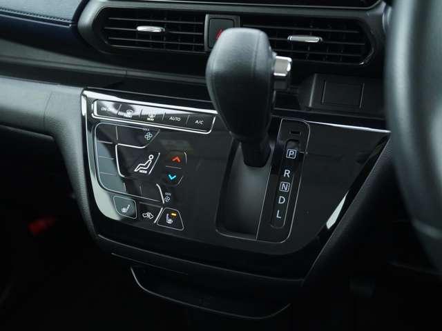 eKクロス G CDオーディオ 夏冬タイヤセット有 ETC ワンオーナー シートヒーター 障害物センサー レーンキープアシスト(12枚目)