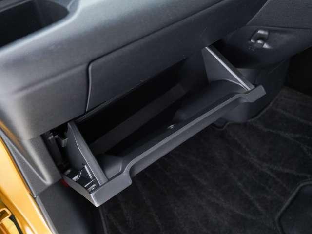 eKクロス G CDオーディオ 夏冬タイヤセット有 ETC ワンオーナー シートヒーター 障害物センサー レーンキープアシスト(14枚目)