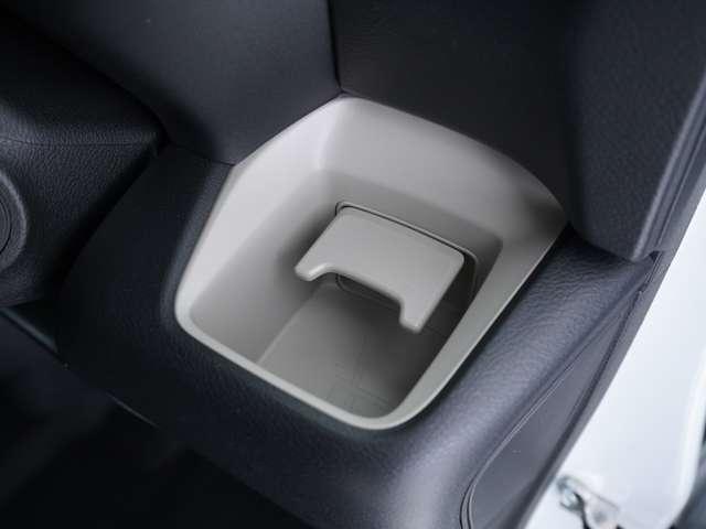 デリカミニ Ｇ　プレミアム　純正９型ナビ　マルチアラウンドモニター　両側電動スライドドア　マイパイロット　撥水シート　シートヒーター　ルーフレール　ハンズフリーオートスライドドア（28枚目）