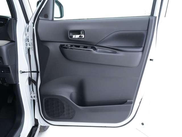 デリカミニ Ｇ　プレミアム　純正９型ナビ　マルチアラウンドモニター　両側電動スライドドア　マイパイロット　撥水シート　シートヒーター　ルーフレール　ハンズフリーオートスライドドア（38枚目）