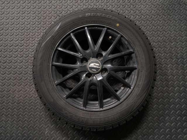 �����~�^�C���Ƃ͕ʂɁA�ςݍ��݂̃A���~�z�C�[���Ɠ~�^�C����������Ă���܂��I