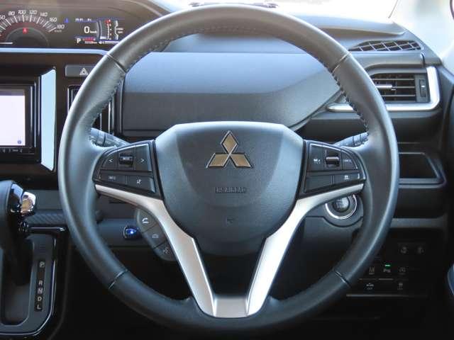 �X�e�A�����O�X�C�b�`�𓋍ڂ������@�\�ȃn���h���ł���