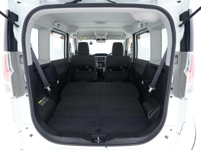 デリカＤ：２ ハイブリッドＭＺ　ＣＤオーディオ　エンジンスターター　ドライブレコーダー　ＥＴＣ　両側電動スライドドア　クルーズコントロール　シートヒーター　夏冬タイヤセット有　シートバックテーブル（11枚目）