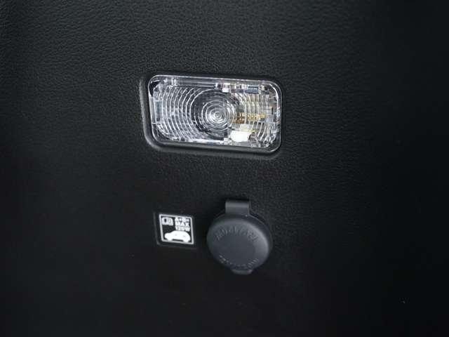 デリカＤ：２ ハイブリッドＭＺ　ＣＤオーディオ　エンジンスターター　ドライブレコーダー　ＥＴＣ　両側電動スライドドア　クルーズコントロール　シートヒーター　夏冬タイヤセット有　シートバックテーブル（36枚目）