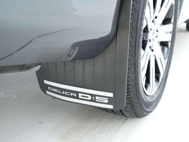 デリカD:5 G パワーパッケージ 純正10.1型ナビ バックカメラ マッドフラップ 電動シート 両側電動スライドドア 純正エンジンスターター 横滑り防止装置 パドルシフト(6枚目)