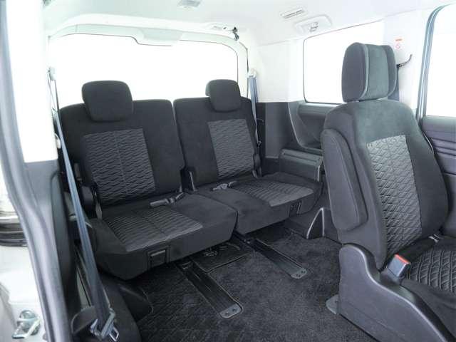 デリカD:5 P アルパイン11型ナビ マルチアラウンドモニター エクステリアパッケージ 純正エンジンスターター 両側電動スライドドア ワンオーナー 電動サイドステップ 電動シート 電動リアゲート(12枚目)