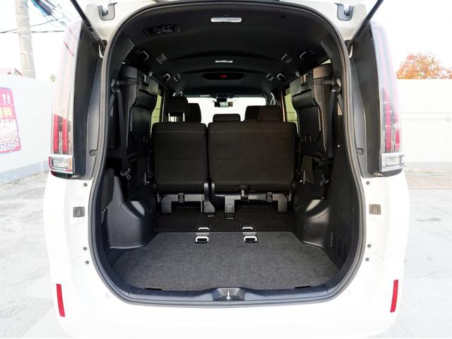 ノア G 4WD 1オーナー 寒冷地仕様 衝突回避支援パッケージ 8人乗り ナビTV バックモニター エンジンスターター(11枚目)