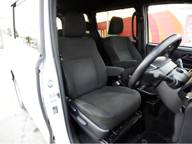 ノア G 4WD 1オーナー 寒冷地仕様 衝突回避支援パッケージ 8人乗り ナビTV バックモニター エンジンスターター(15枚目)