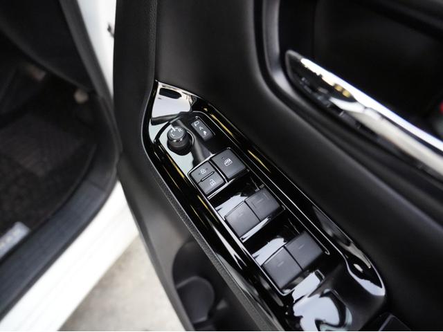 ノア G 4WD 1オーナー 寒冷地仕様 衝突回避支援パッケージ 8人乗り ナビTV バックモニター エンジンスターター(28枚目)