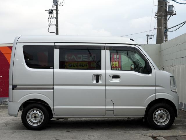 クリッパーバン ＤＸ　パートタイム４ＷＤ　５ＡＧＳ　キーレス　プライバシーガラス（4枚目）