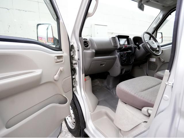 クリッパーバン ＤＸ　パートタイム４ＷＤ　５ＡＧＳ　キーレス　プライバシーガラス（12枚目）