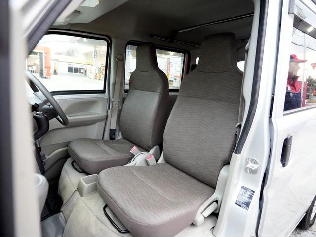 クリッパーバン ＤＸ　パートタイム４ＷＤ　５ＡＧＳ　キーレス　プライバシーガラス（16枚目）