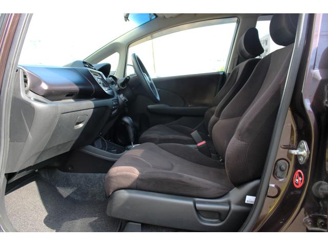 フィット G・10thアニバーサリー ユーザー買取直販・ETC・エンジンスターター・ディスプレイオーディオ・スマートキー・ガイドライン付きバックカメラ・盗難防止システム・衝突安全ボディ・キーレスエントリ・運転席エアバック・助手席エアバック(29枚目)