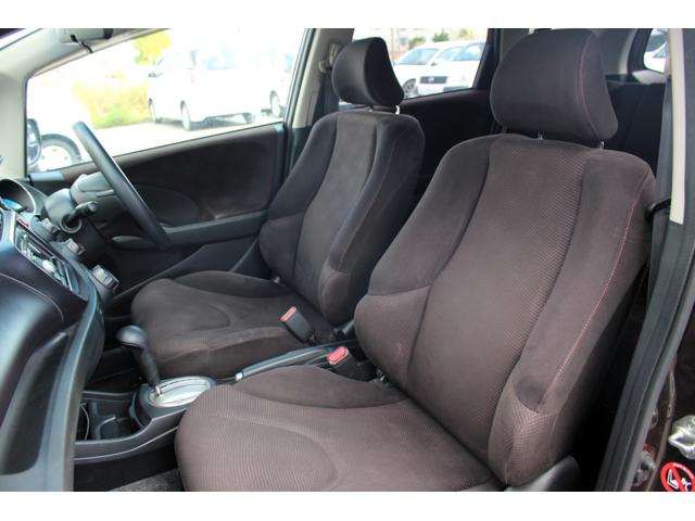 フィット G・10thアニバーサリー ユーザー買取直販・ETC・エンジンスターター・ディスプレイオーディオ・スマートキー・ガイドライン付きバックカメラ・盗難防止システム・衝突安全ボディ・キーレスエントリ・運転席エアバック・助手席エアバック(30枚目)