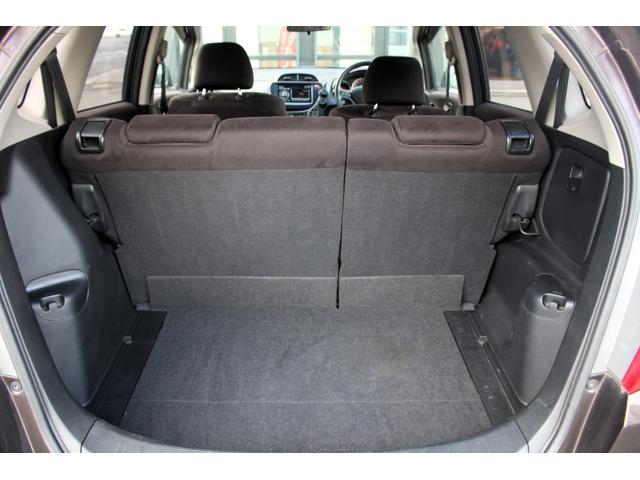 フィット G・10thアニバーサリー ユーザー買取直販・ETC・エンジンスターター・ディスプレイオーディオ・スマートキー・ガイドライン付きバックカメラ・盗難防止システム・衝突安全ボディ・キーレスエントリ・運転席エアバック・助手席エアバック(43枚目)