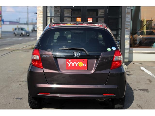 フィット G・10thアニバーサリー ユーザー買取直販・ETC・エンジンスターター・ディスプレイオーディオ・スマートキー・ガイドライン付きバックカメラ・盗難防止システム・衝突安全ボディ・キーレスエントリ・運転席エアバック・助手席エアバック(56枚目)