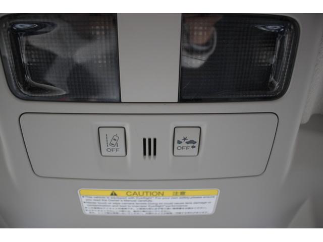 インプレッサスポーツ ２．０ｉ－Ｓリミテッドアイサイト　ユーザー買取直販・衝突軽減機能アイサイト・車線逸脱警報・フルセグテレビ・ガイドライン付きバックカメラ・ストラーダナビ・クルーズコントロール・ＥＴＣ・パワーシート・オートエアコン・プッシュスタート（4枚目）
