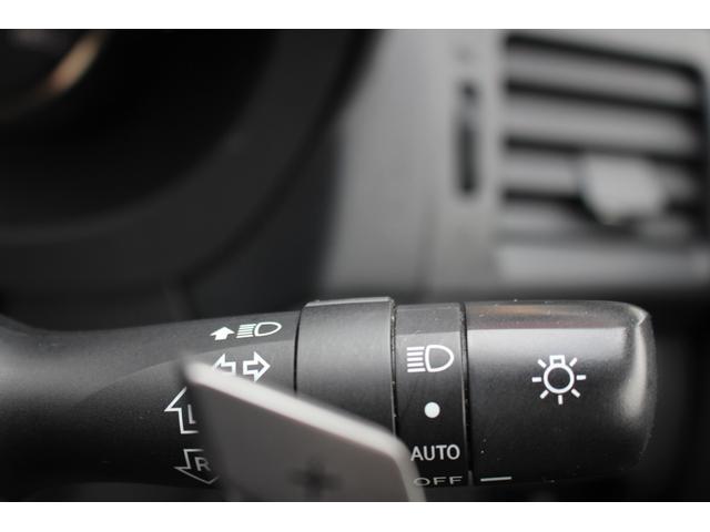 インプレッサスポーツ ２．０ｉ－Ｓリミテッドアイサイト　ユーザー買取直販・衝突軽減機能アイサイト・車線逸脱警報・フルセグテレビ・ガイドライン付きバックカメラ・ストラーダナビ・クルーズコントロール・ＥＴＣ・パワーシート・オートエアコン・プッシュスタート（18枚目）