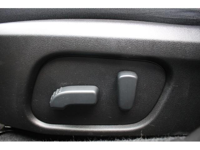 インプレッサスポーツ ２．０ｉ－Ｓリミテッドアイサイト　ユーザー買取直販・衝突軽減機能アイサイト・車線逸脱警報・フルセグテレビ・ガイドライン付きバックカメラ・ストラーダナビ・クルーズコントロール・ＥＴＣ・パワーシート・オートエアコン・プッシュスタート（31枚目）