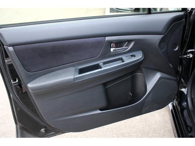 インプレッサスポーツ ２．０ｉ－Ｓリミテッドアイサイト　ユーザー買取直販・衝突軽減機能アイサイト・車線逸脱警報・フルセグテレビ・ガイドライン付きバックカメラ・ストラーダナビ・クルーズコントロール・ＥＴＣ・パワーシート・オートエアコン・プッシュスタート（42枚目）