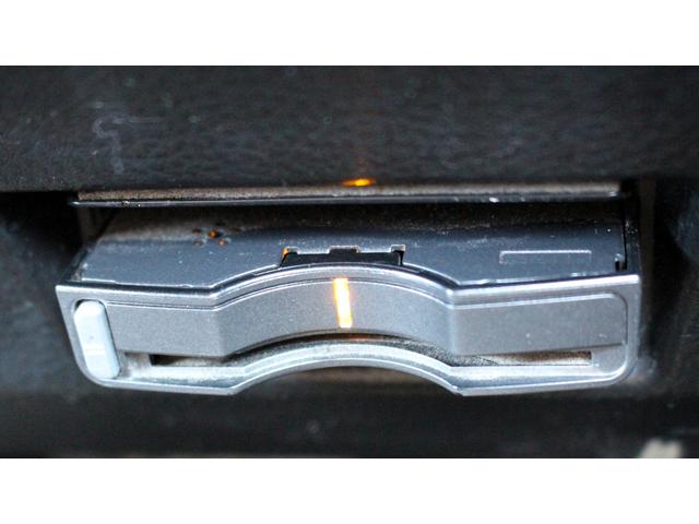 スイフト XS ユーザー買取直販・カロッツェリアナビ・フルセグテレビ・バックカメラ・クルーズコントロール・エンジンスターター・シートヒーター・Bluetoothオーディオ・パドルシフト・プッシュスタート・スマートキー(12枚目)