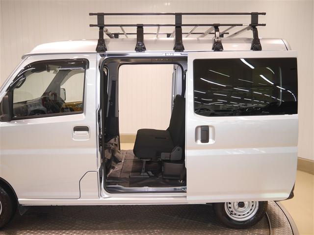 ピクシスバン デラックス　キーレスエントリー　ＥＳＣ　４ＷＤ　アイドリングストップ　衝突軽減システム（11枚目）