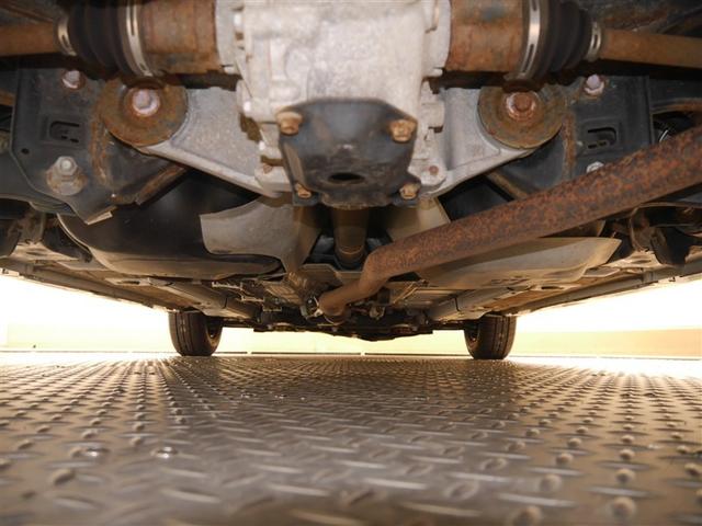 ヤリス Ｘ　追突防止装置　ＶＳＣ　スマートキー＆プッシュスタート　イモビライザー　寒冷地仕様　Ｂカメラ　マニュアルエアコン　ＥＴＣ付　ナビ　Ａクルコン　レンタアップ　４ＷＤ　パワーウインドウ　ＡＢＳ　キーレス（32枚目）