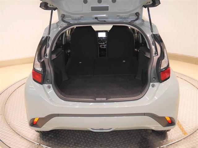 アクア Ｘ　ＡＣ１００Ｖ電源　オートエアコン　ＬＥＤヘッド　クルーズコントロール　ナビ　バックカメラ　ＥＴＣ　サイドエアバッグ　スマートキー　４ＷＤ　盗難防止システム　エアバッグ　メモリーナビ　ＥＳＣ　ＡＢＳ（9枚目）