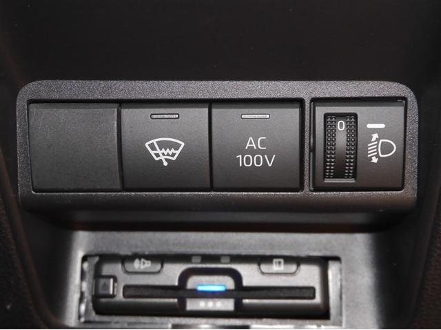 アクア Ｘ　ＡＣ１００Ｖ電源　オートエアコン　ＬＥＤヘッド　クルーズコントロール　ナビ　バックカメラ　ＥＴＣ　サイドエアバッグ　スマートキー　４ＷＤ　盗難防止システム　エアバッグ　メモリーナビ　ＥＳＣ　ＡＢＳ（19枚目）