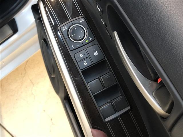 ＩＳ ＩＳ３００ｈ　バージョンＬ　ＤＶＤ再生　ミュージックプレイヤー接続可　黒革シート　メモリーナビ　バックモニター　オートクルーズコントロール　ＡＷＤ　ナビＴＶ　アルミホイール　寒冷地仕様　スマートキー＆プッシュスタート　電動シート（13枚目）