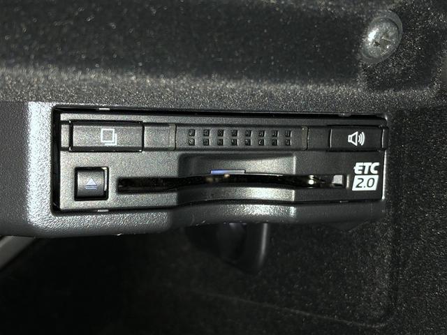 ＩＳ ＩＳ３００ｈ　バージョンＬ　ＤＶＤ再生　ミュージックプレイヤー接続可　黒革シート　メモリーナビ　バックモニター　オートクルーズコントロール　ＡＷＤ　ナビＴＶ　アルミホイール　寒冷地仕様　スマートキー＆プッシュスタート　電動シート（25枚目）